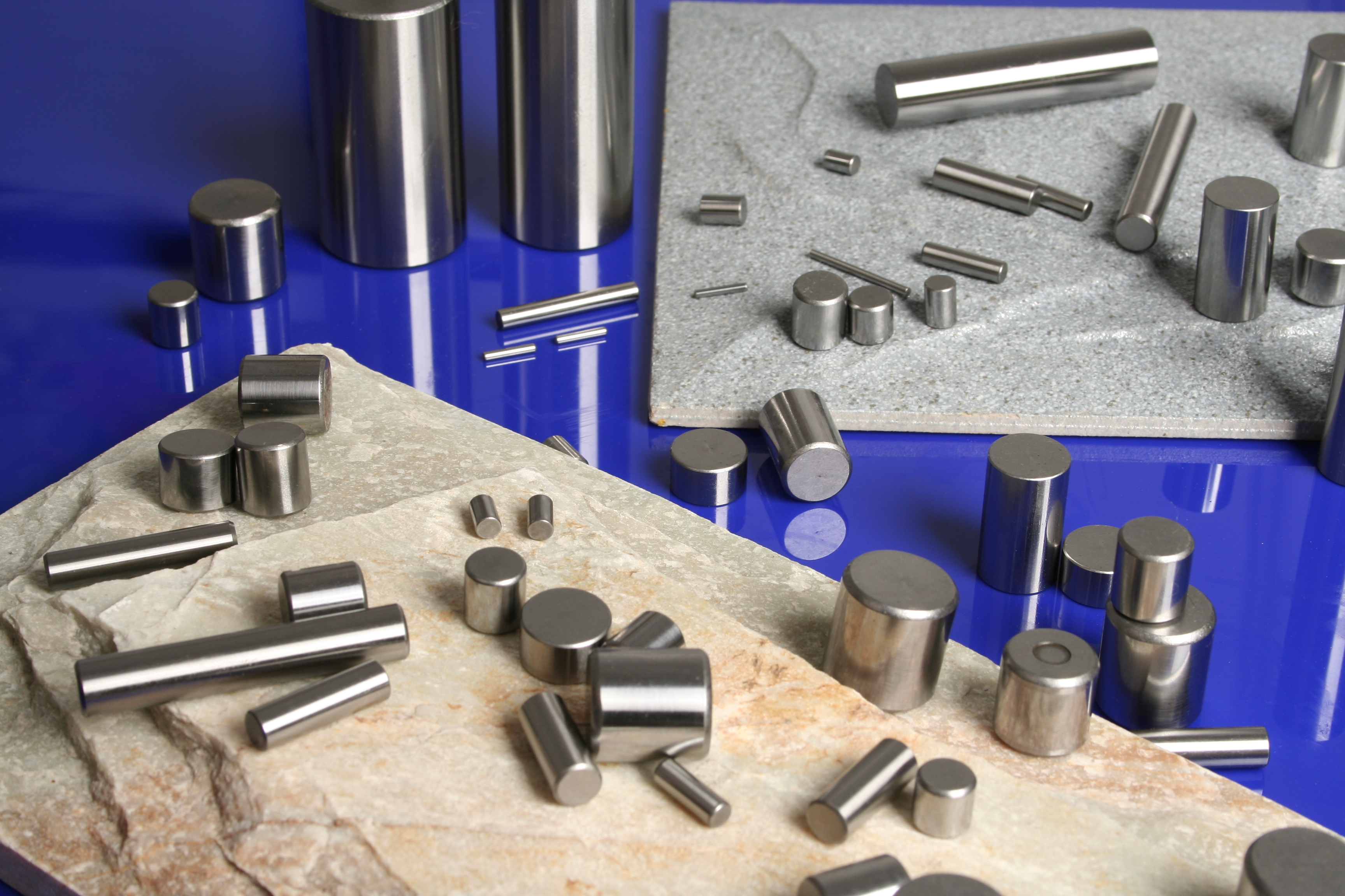 Rullo cilindrico NRA per parti automobilistiche